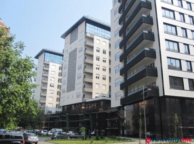 Teodora Lux Apartman Free Privat Parking Appartement Novi Sad Buitenkant foto